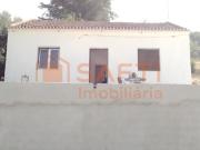 Moradia T4 completamente renovada