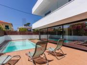 Moradia T4 de Design Contemporâneo na Aroeira: Onde o...