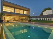 Moradia T4 de design moderno e minimalista, na Aldeia de...