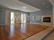Moradia T4 de excelentes acabamentos com garagem de...