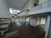 Moradia T4 de luxo na Marisol com piscina aquecida e garagem