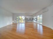 Moradia T4 Duplex para alugar em Cascais