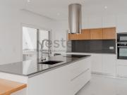 Moradia T4 Elegante e Contemporânea na Lourinhã