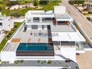 Moradia T4 em Albufeira e Olhos de Água