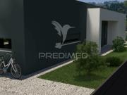 MORADIA T4 em AZEITÃO com Piscina Duas Suites