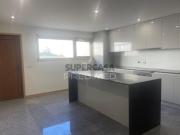Moradia T4 em Azurara