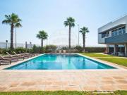 Moradia T4 em Carcavelos e Parede