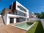 Moradia T4 em Charneca de Caparica e Sobreda