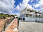 Moradia T4 em Condomínio Fechado com Piscina Privada e...