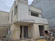 Moradia T4 em Construção com Piscina