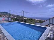 Moradia T4 em Estreito da Calheta