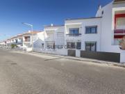 Moradia T4 em Ferrel