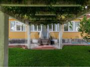 Moradia T4 em Linda a Velha, com jardim, em zona muito...