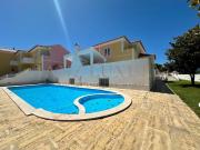Moradia T4 em Manique com piscina e oferta única: filhos...