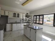 Moradia T4 em Maxial e Monte Redondo