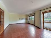 Moradia T4 em Pedroso e Seixezelo