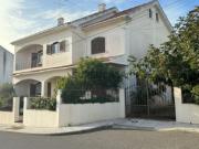 Moradia T4 em Pontinha e Famões