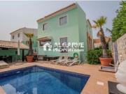 Moradia T4 em Almancil