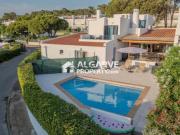 Moradia T4 em Quarteira