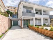 Moradia T4 em Ramada e Caneças