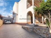 Moradia T4 em São Gonçalo de Lagos