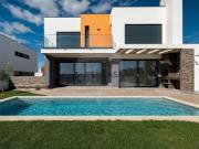 Moradia T4 em São Pedro da Cadeira