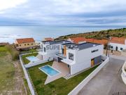 Moradia T4 Ericeira 14 km, A Casa das Casas