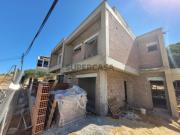 Moradia T4 Geminada com piscina Cruz de Pau, Seixal Amora