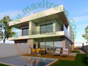 Moradia T4 Geminada I Piscina I Fernão Ferro