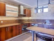 Moradia T4, hospedagem 4 bangalôs com piscina em Tamel...