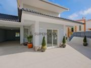 Moradia T4 independente à venda, Abuxarda Alcabideche...