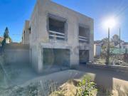 Moradia T4 independente com piscina e garagem em Sesimbra