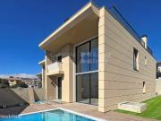 Moradia T4 independente com Rooftop em Murches, Cascais