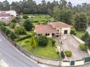 Moradia T4 Independente + T0 em Lago, Amares...