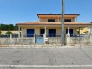 Moradia T4 individual nos Moinhos de Carvide