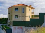 Moradia T4 Isolada à Venda na Carvoeira