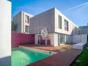 Moradia T4 Moderna com Piscina em Palmaz – Oliveira de...