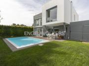 Moradia T4 na Aroeira Village II