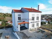 Moradia T4 nova, com 4 suítes e terreno em Olhalvo,...