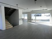 Moradia T4 Nova em Alcochete com piscina Moradia T4 Nova em Alcochete com piscina