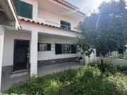 Moradia T4 para alugar no Seixal