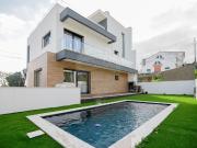 Moradia T4 para arrendar em Odivelas