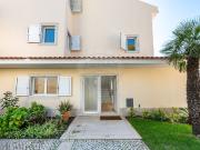 Moradia T4 para arrendar em Oeiras