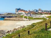 Moradia T4 para restauro no Centro Histórico da Póvoa de...