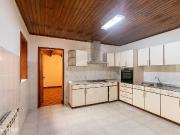 Moradia T4 para venda