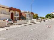 Moradia T4 para venda