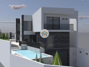 Moradia T4 Premium com Piscina e Cave Localizada em...