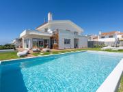 MORADIA T4 PRÓXIMO AO MAGOITO DISPONÍVEL DE 01 A 31 DE...