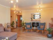 Moradia T4 Renovada em Santo António – Conforto e...