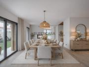 Moradia T4, totalmente renovada, em Cascais